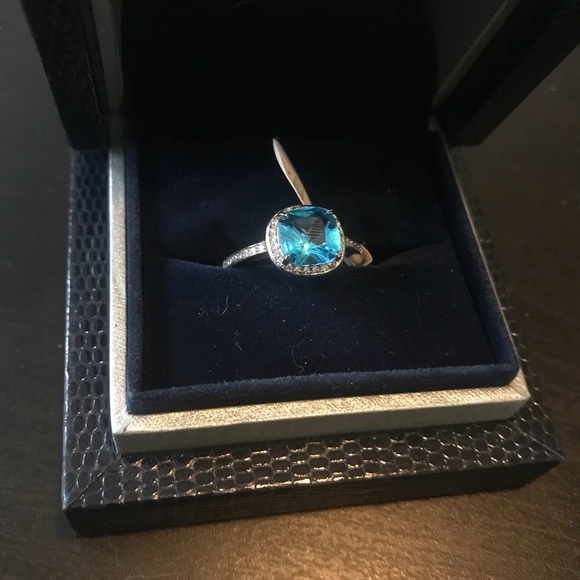 Ring - Picture 1 of 1
